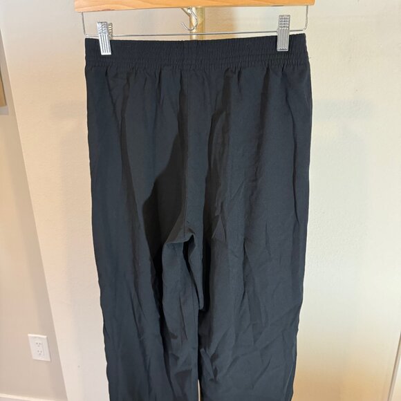 Aritzia Babaton Integrate Crepe Relaxed Fit Pant Pull-on in Black Womens SM - Picture 7 of 10